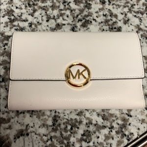 White Michael Kors wallet